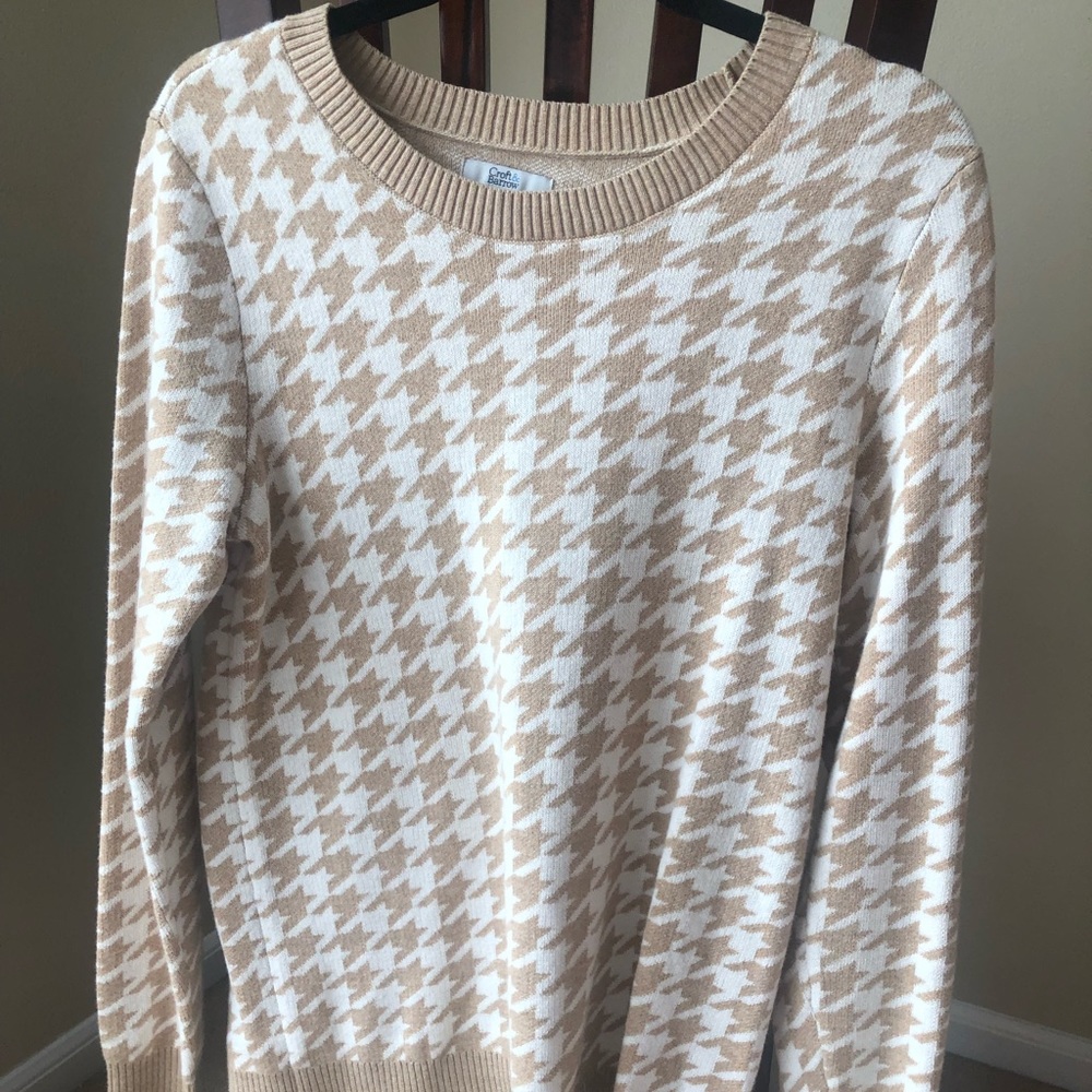 Houndstooth Sweater NWOT
